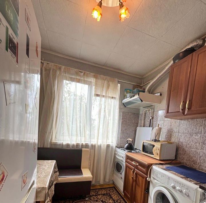 квартира г Омск р-н Кировский Солнечный ул Комкова 5 фото 9
