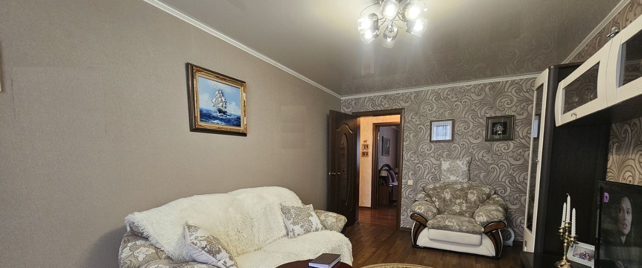 квартира г Новокузнецк р-н Кузнецкий ул Петракова 49 фото 3