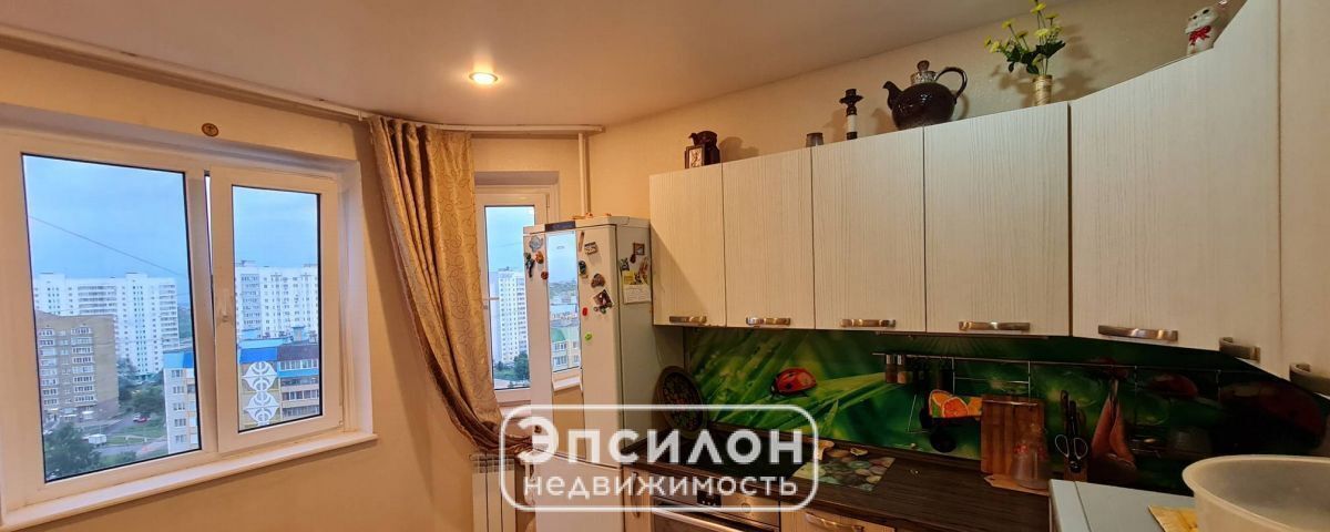 квартира г Курск р-н Центральный пр-кт Вячеслава Клыкова 7 фото 3