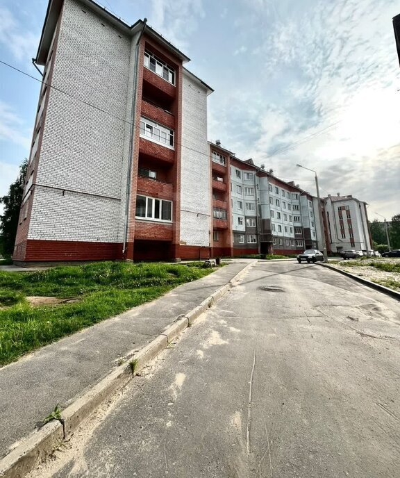 квартира г Новодвинск ул Мельникова 25 фото 17