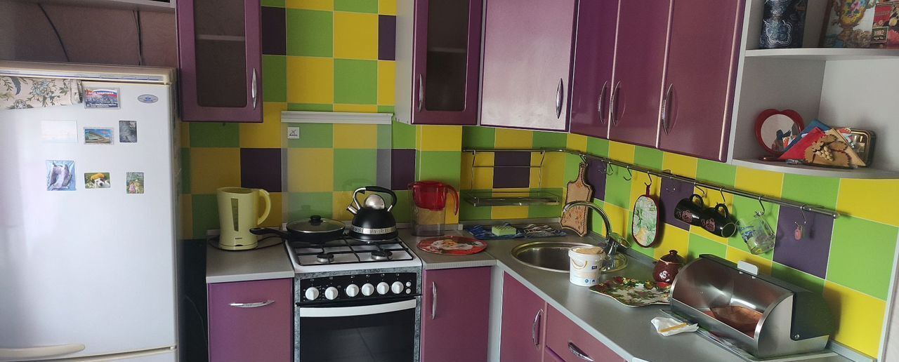 квартира г Брянск рп Радица-Крыловка Бежицкий район ул Медведева 15 фото 1