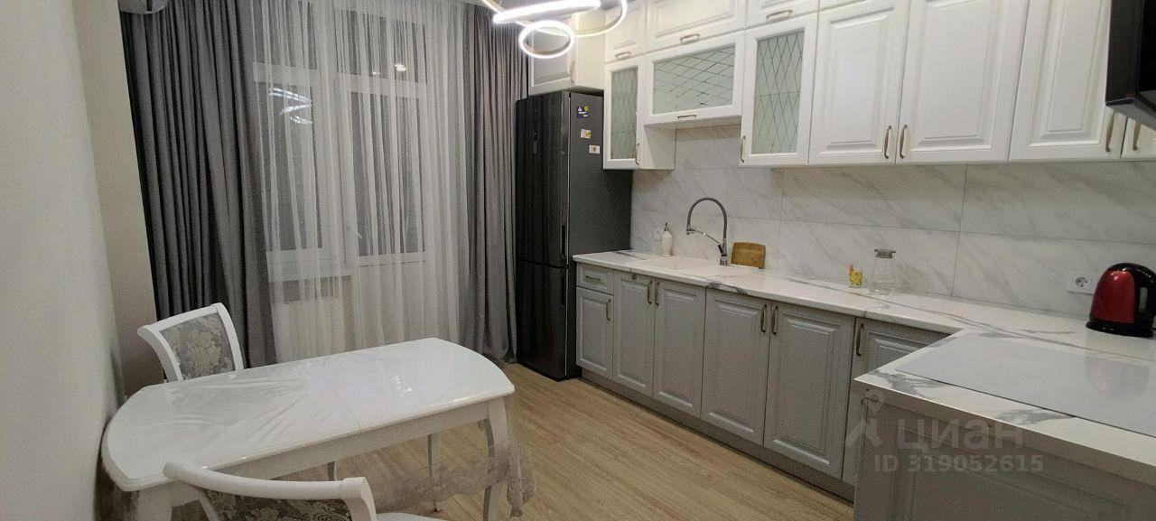 квартира г Краснодар р-н Прикубанский ул им. Героя Яцкова И.В. 19/1 фото 1
