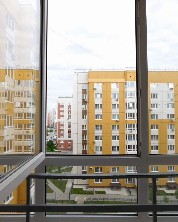 квартира г Барнаул р-н Индустриальный ул Сергея Семенова 32 квартал «Дружный-3» фото 17