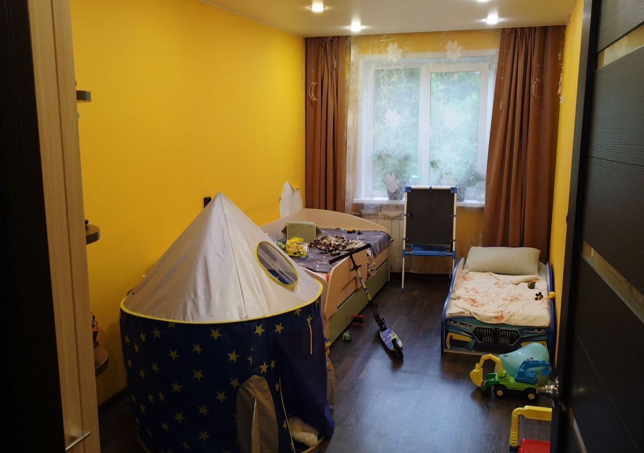квартира г Красноярск р-н Октябрьский ул Юшкова 18 фото 1