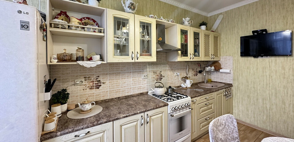 квартира г Батайск ул Комарова 132а фото 2