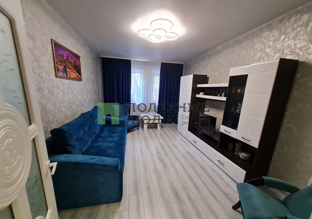 квартира г Сызрань ул Кадровая 42 фото 1