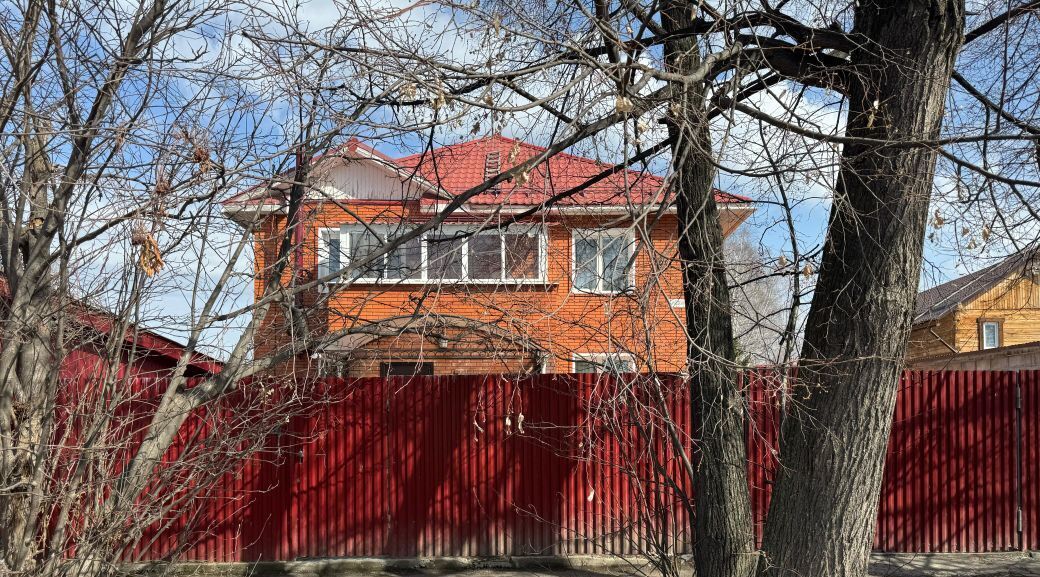 дом г Березовский ул Загвозкина фото 1