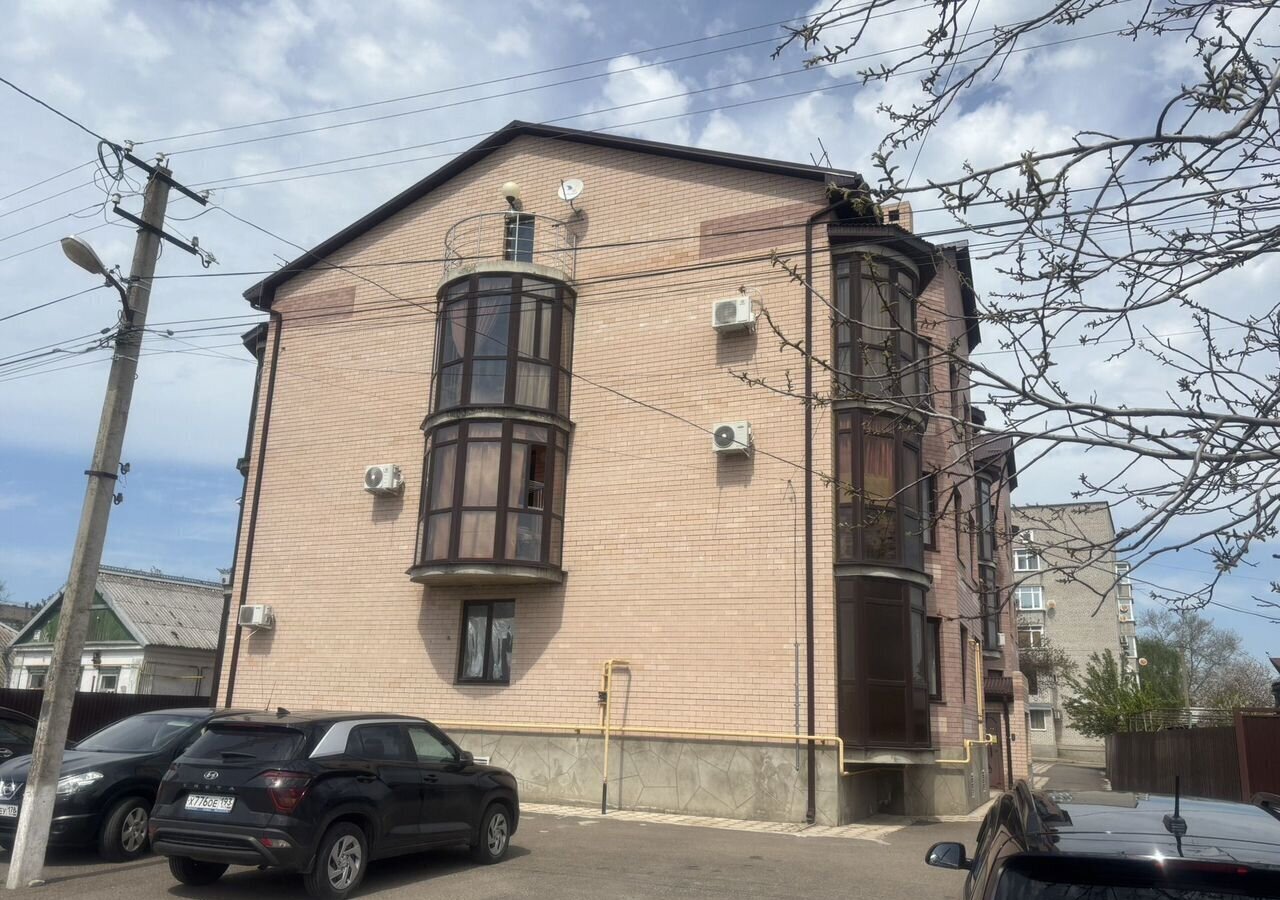 квартира р-н Приморско-Ахтарский г Приморско-Ахтарск ул Братьев Кошевых 37 ЖК по ул. Братьев Кошевых, 37 Приморско-Ахтарское городское поселение фото 1
