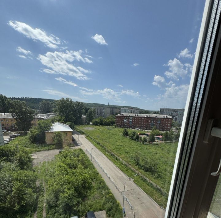 квартира г Новокузнецк р-н Куйбышевский ул Карла Маркса 3а фото 22
