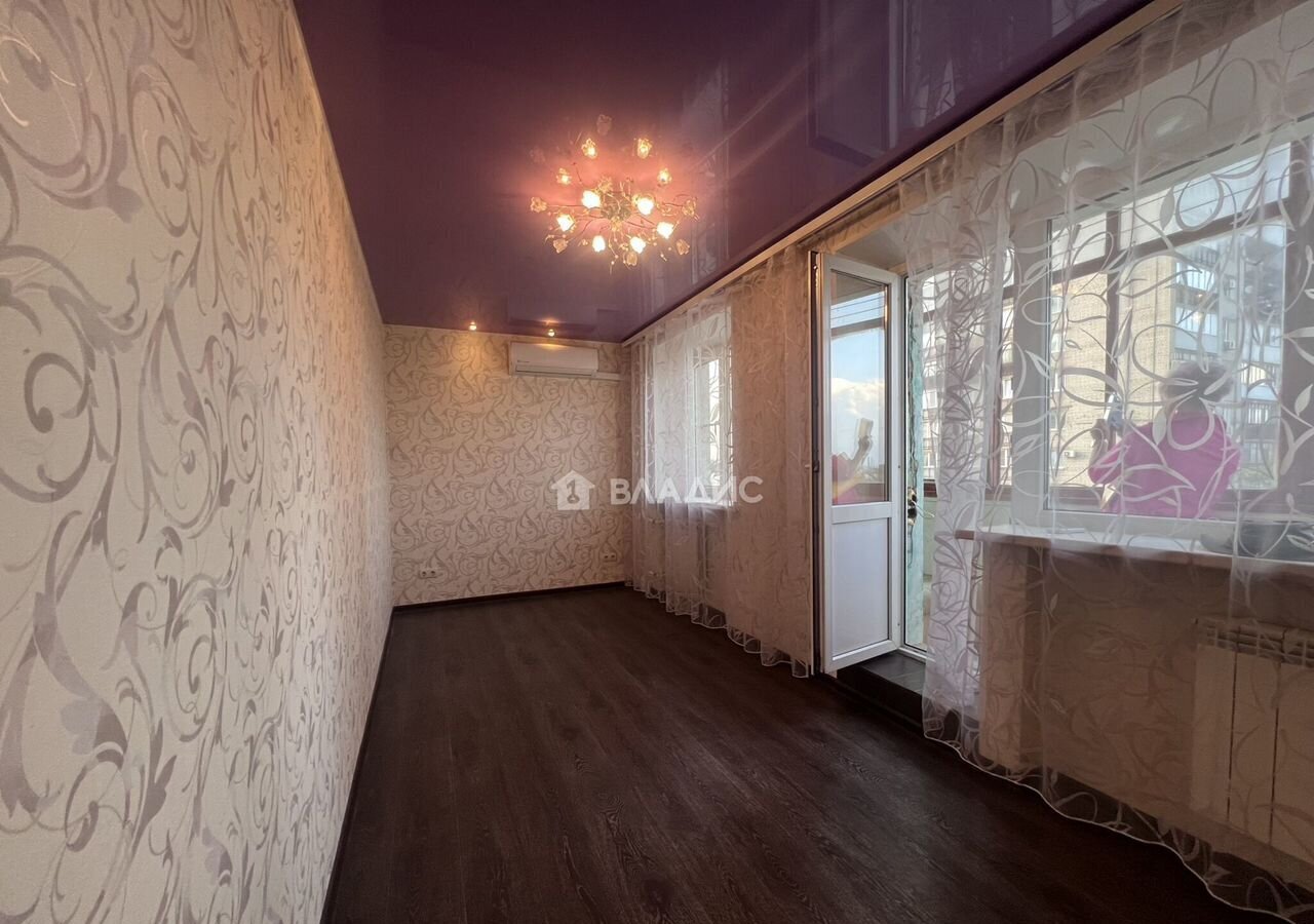квартира г Волгоград р-н Тракторозаводский ул им. Батова 6 фото 1