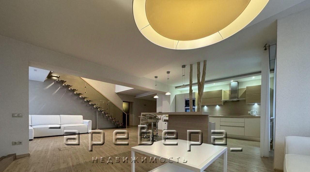квартира г Красноярск р-н Советский ул 9 Мая 19а фото 1