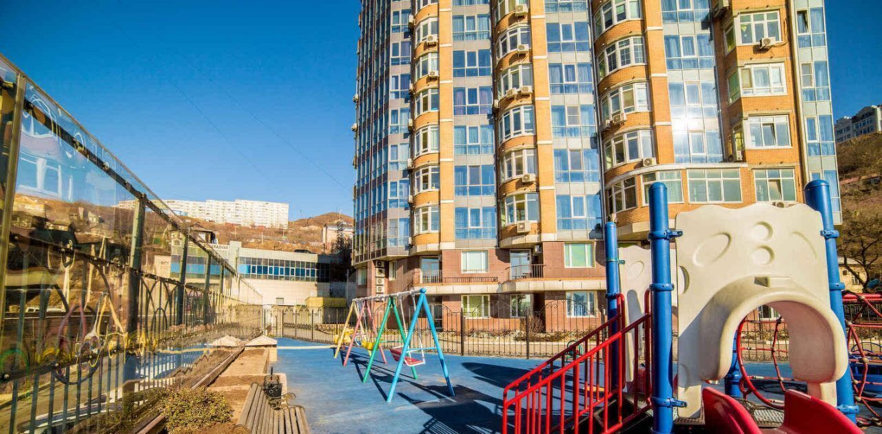 квартира г Владивосток р-н Ленинский ул Металлистов 5 фото 1