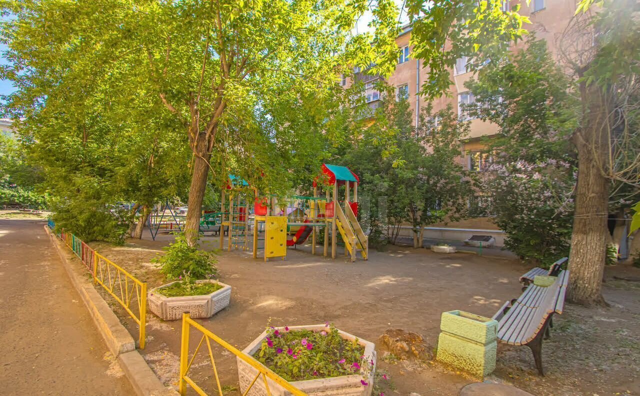 квартира г Улан-Удэ р-н Железнодорожный микрорайон Орешкова ул Октябрьская 22 фото 17