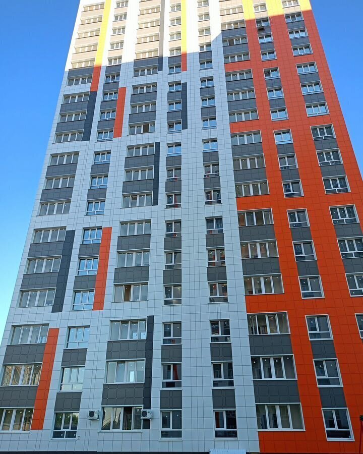 квартира г Оренбург р-н Центральный ул Комсомольская 198/2 фото 1