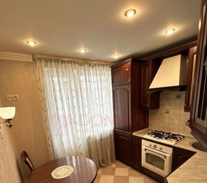 квартира г Ростов-на-Дону р-н Советский ул Благодатная 241 фото 1