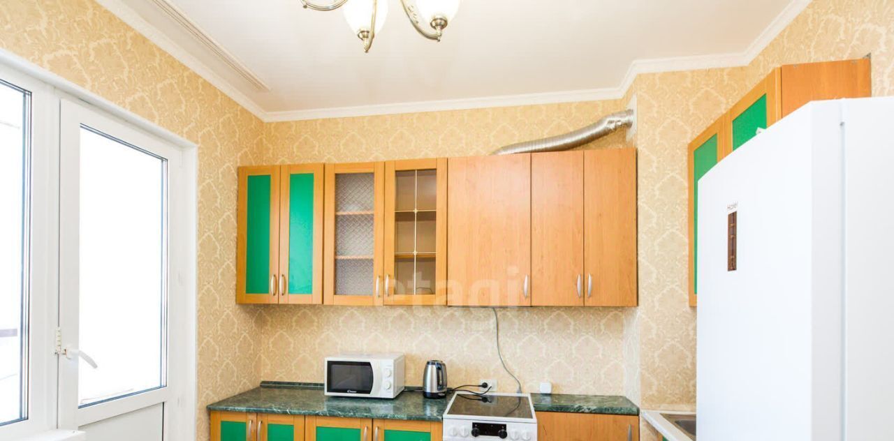 квартира г Сургут ул Есенина 4 42-й фото 1