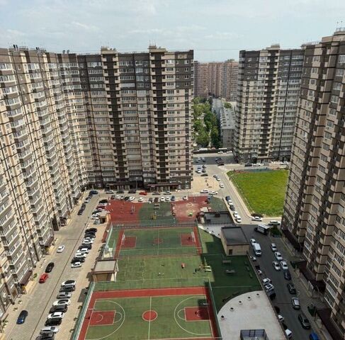 р-н Прикубанский ул Стахановская 1/5к 3 фото