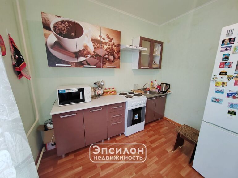 квартира г Курск р-н Центральный пр-кт Вячеслава Клыкова 57 фото 1