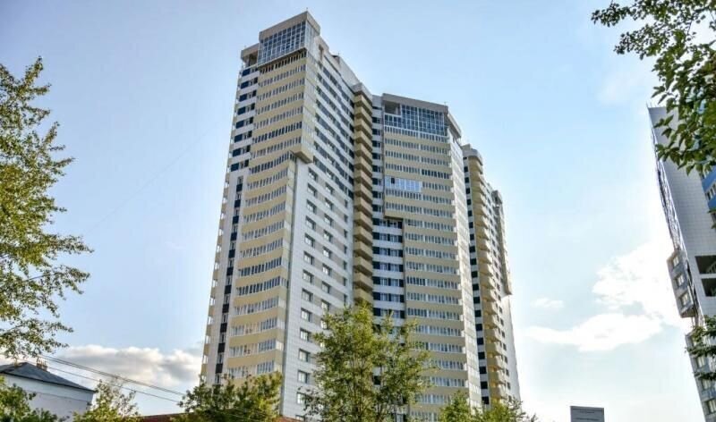 квартира г Пермь р-н Дзержинский ул Окулова 62 фото 1
