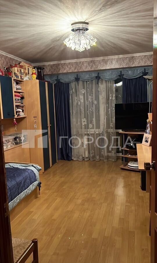 квартира г Новокузнецк р-н Центральный ул Кирова 64 фото 4