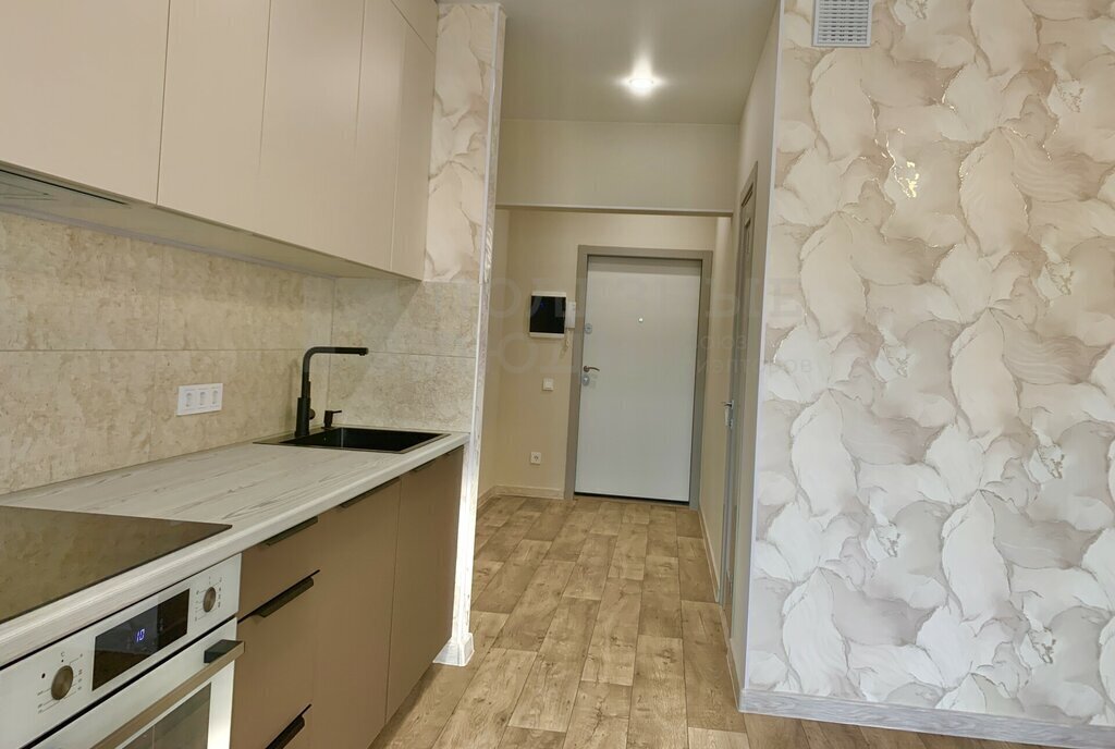 квартира г Великий Новгород ул Нехинская 20к/2 фото 3