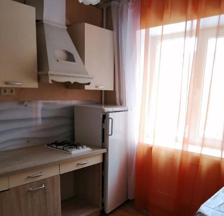 квартира г Саратов р-н Заводской ул. Имени Г. К. Орджоникидзе, 8 фото 11