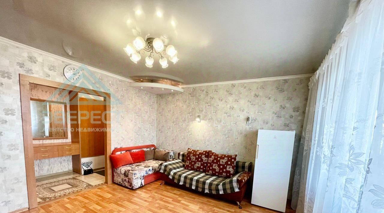 квартира г Абакан ул Крылова 106к/2 фото 2