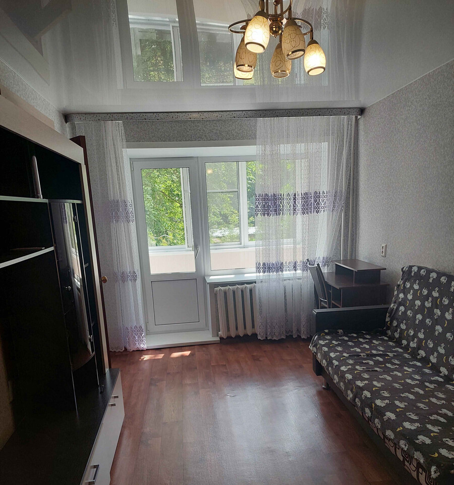 квартира г Жигулевск В-1 м-н, 6 фото 1