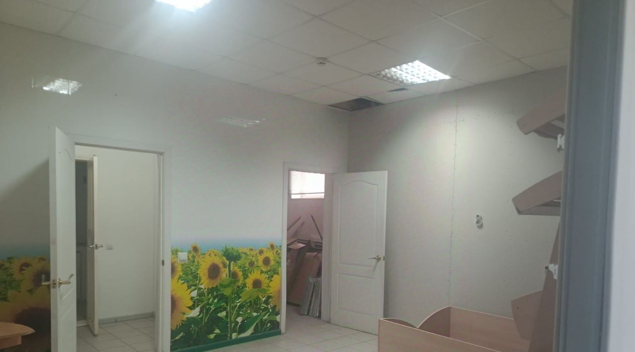 торговое помещение р-н Ейский г Ейск ул Коммунистическая 85/8 фото 2