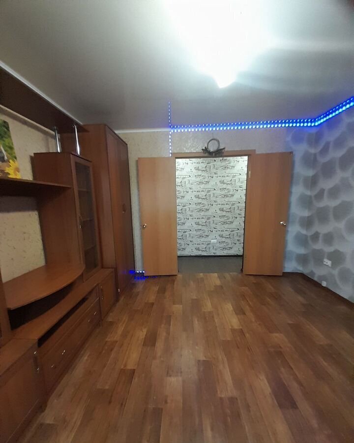 квартира г Саратов р-н Кировский Солнечный 2 ул им Панченко К.П. 4/5 микрорайон «№10» фото 4