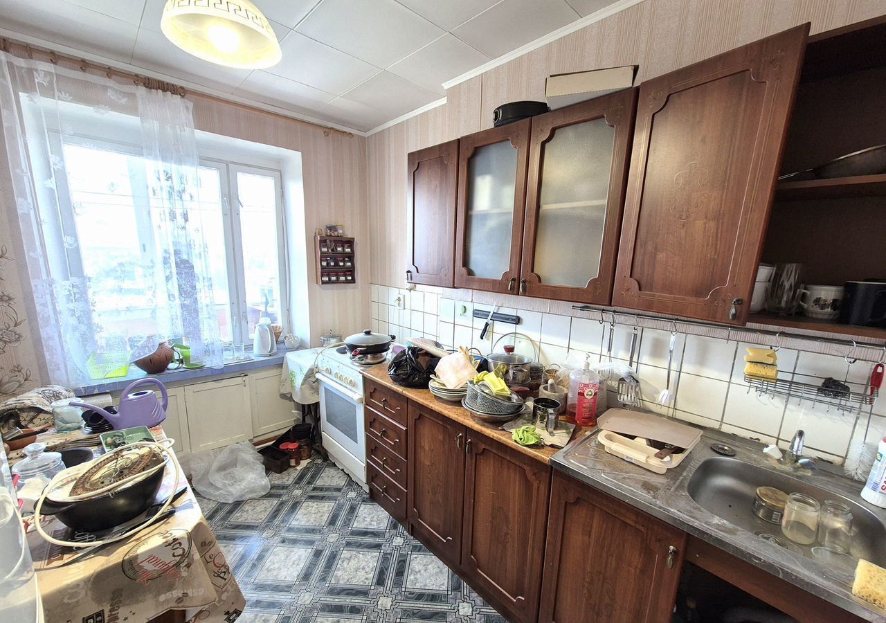 квартира г Тольятти р-н Автозаводский 2 квартал ул Революционная 16 фото 2