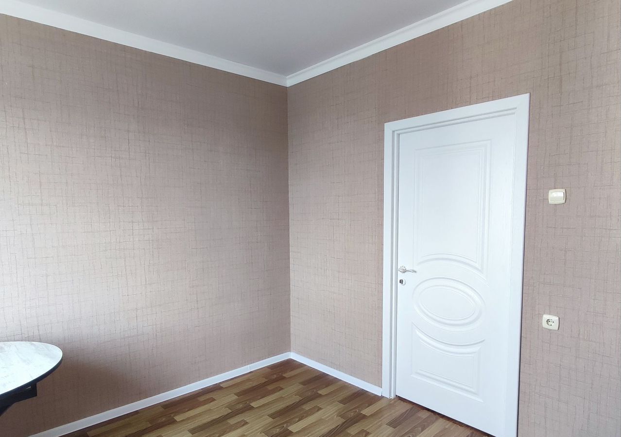 квартира г Астрахань р-н Кировский ул Куликова 77к/3 фото 3