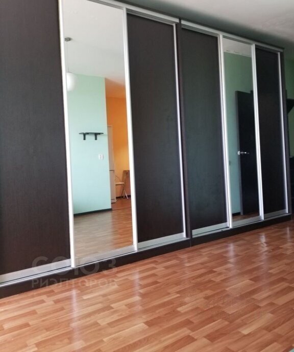 квартира г Волгоград р-н Дзержинский ул 51-й Гвардейской 28 фото 4