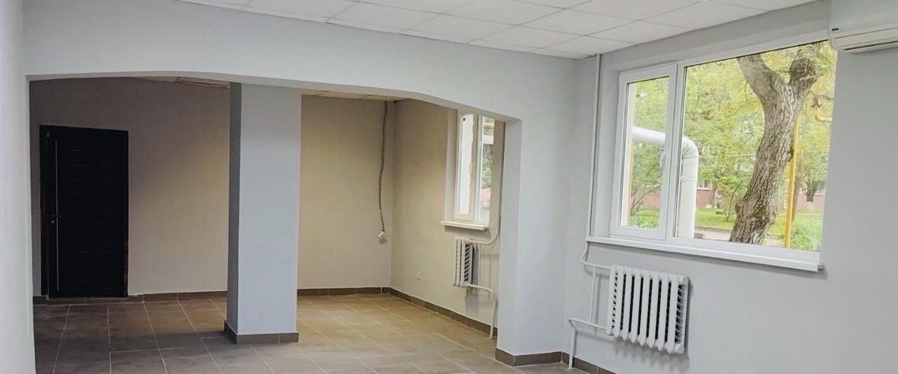 свободного назначения г Ставрополь р-н Промышленный Юго-Западный ул Доваторцев 49/2 фото 4