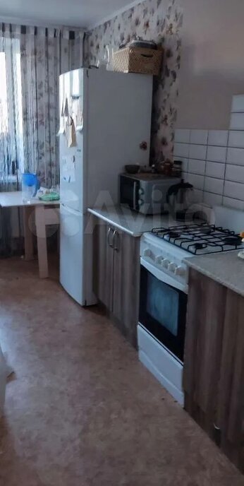 квартира г Саратов р-н Кировский Солнечный 2 ул им Еремина Б.Н. 3 фото 3