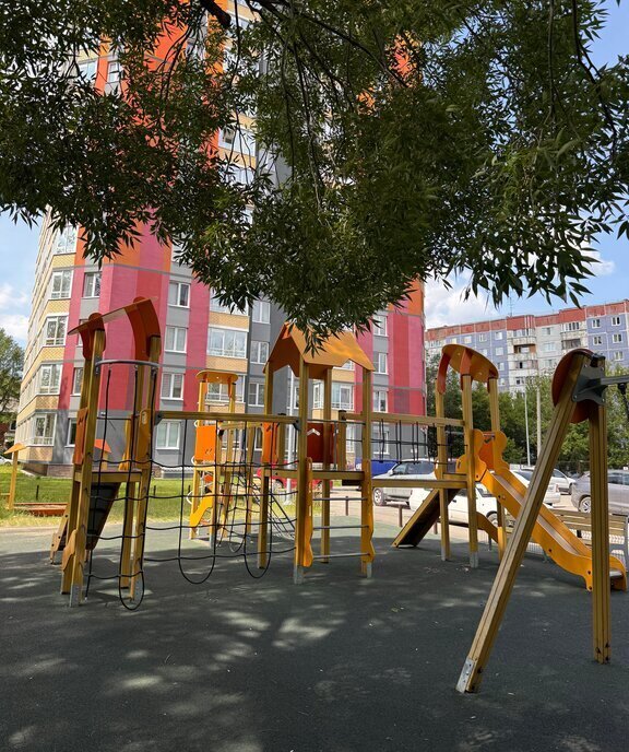 квартира г Пермь р-н Свердловский ул Кустовая 2а фото 1