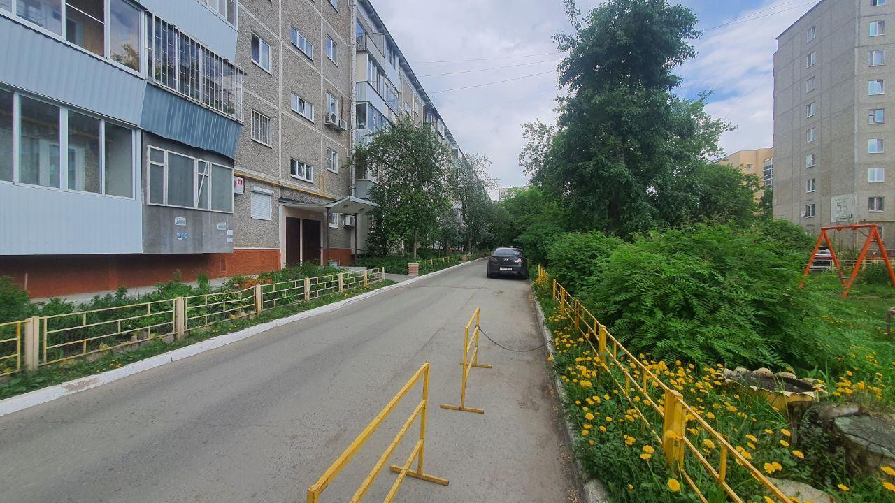 квартира г Екатеринбург р-н Ленинский улица Академика Бардина, 48 фото 3