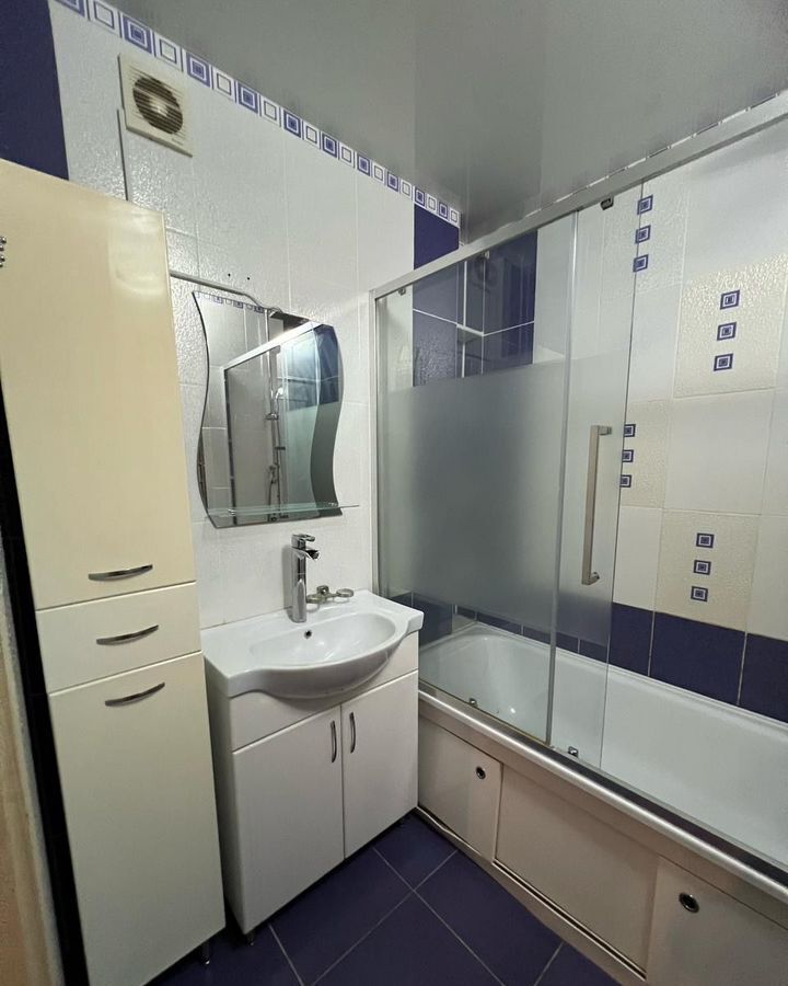квартира г Волгоград р-н Дзержинский ул Шекснинская 40 фото 10