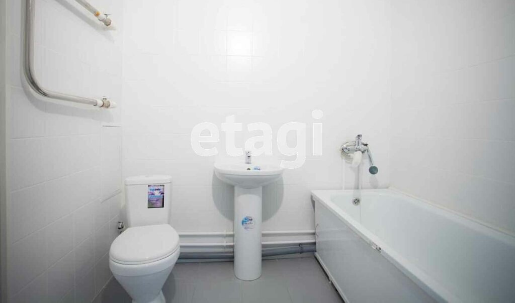 квартира г Тобольск 15-й микрорайон 35 фото 3