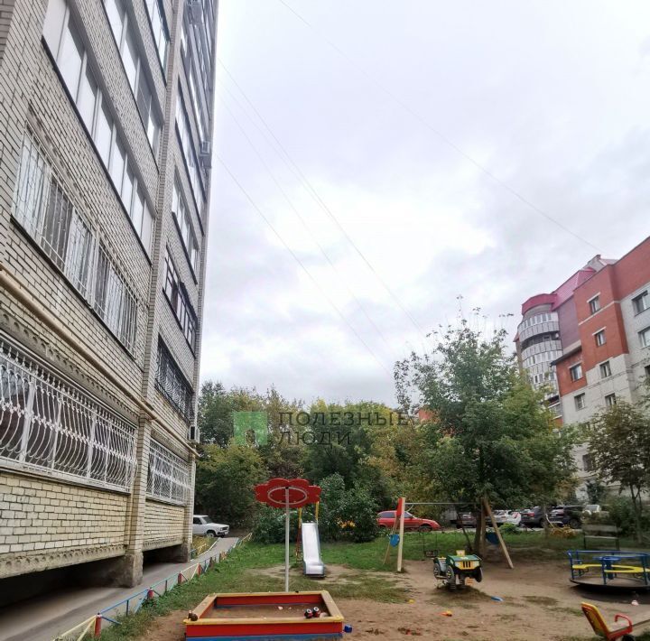 комната г Саратов р-н Ленинский ул Лунная 41 фото 3