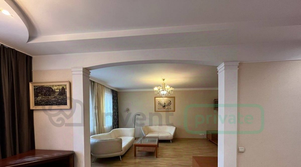 квартира г Калининград р-н Центральный ул Красная 261а фото 6
