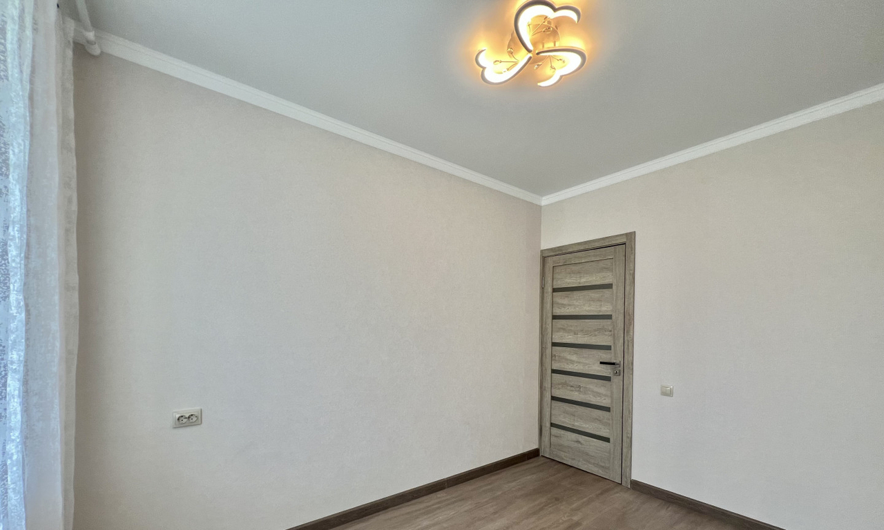 квартира г Калуга ул Минская 40 фото 6