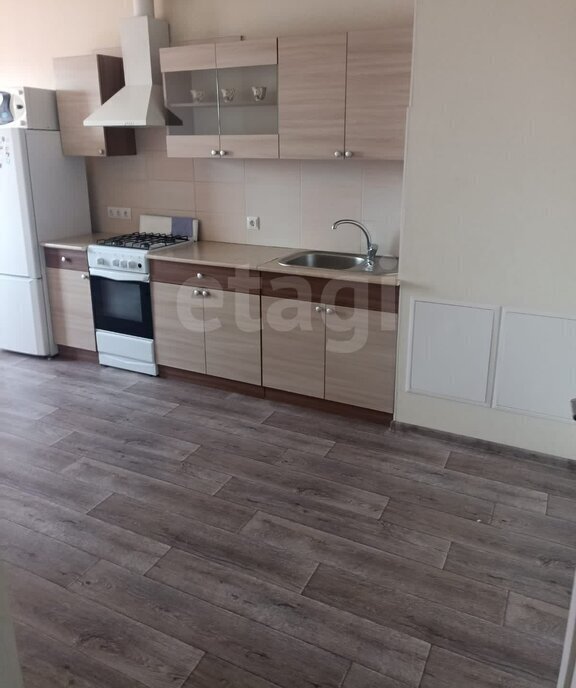 квартира г Саратов пр-кт Героев Отечества 11 фото 5