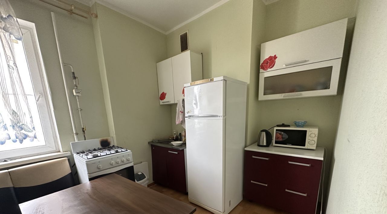 квартира г Астрахань р-н Ленинский ул Бабаевского 1к/7 фото 1