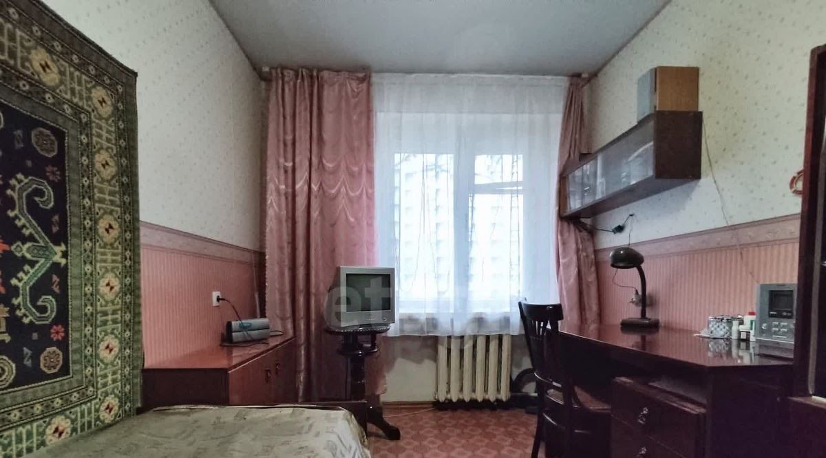 квартира г Саратов р-н Кировский ул им Пугачева Е.И. 156/160 фото 16