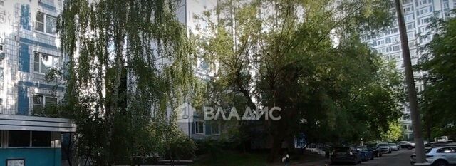 метро Улица Академика Янгеля дом 144к/2 фото