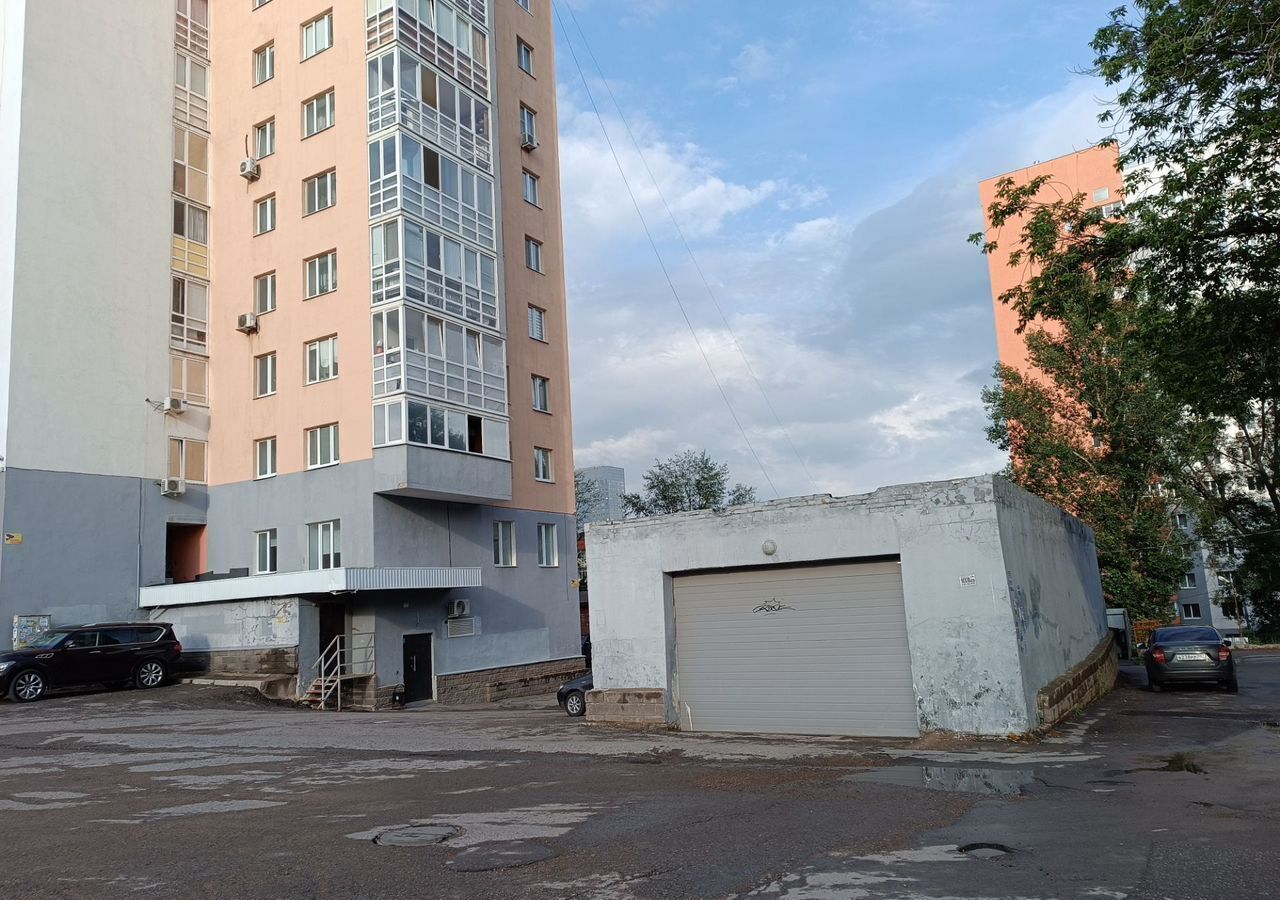 машиноместо г Уфа р-н Октябрьский ул Комсомольская 106 фото 1