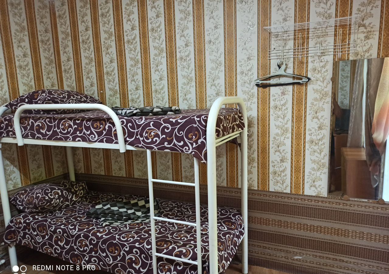 комната р-н Ейский г Ейск ул Калинина 132 фото 1