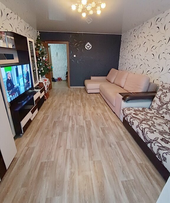 квартира г Кирово-Чепецк ул Братьев Васнецовых 2 фото 4
