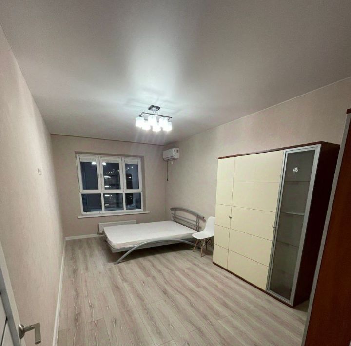 квартира г Краснодар р-н Прикубанский ул им. Героя Николая Шевелёва 13 фото 2